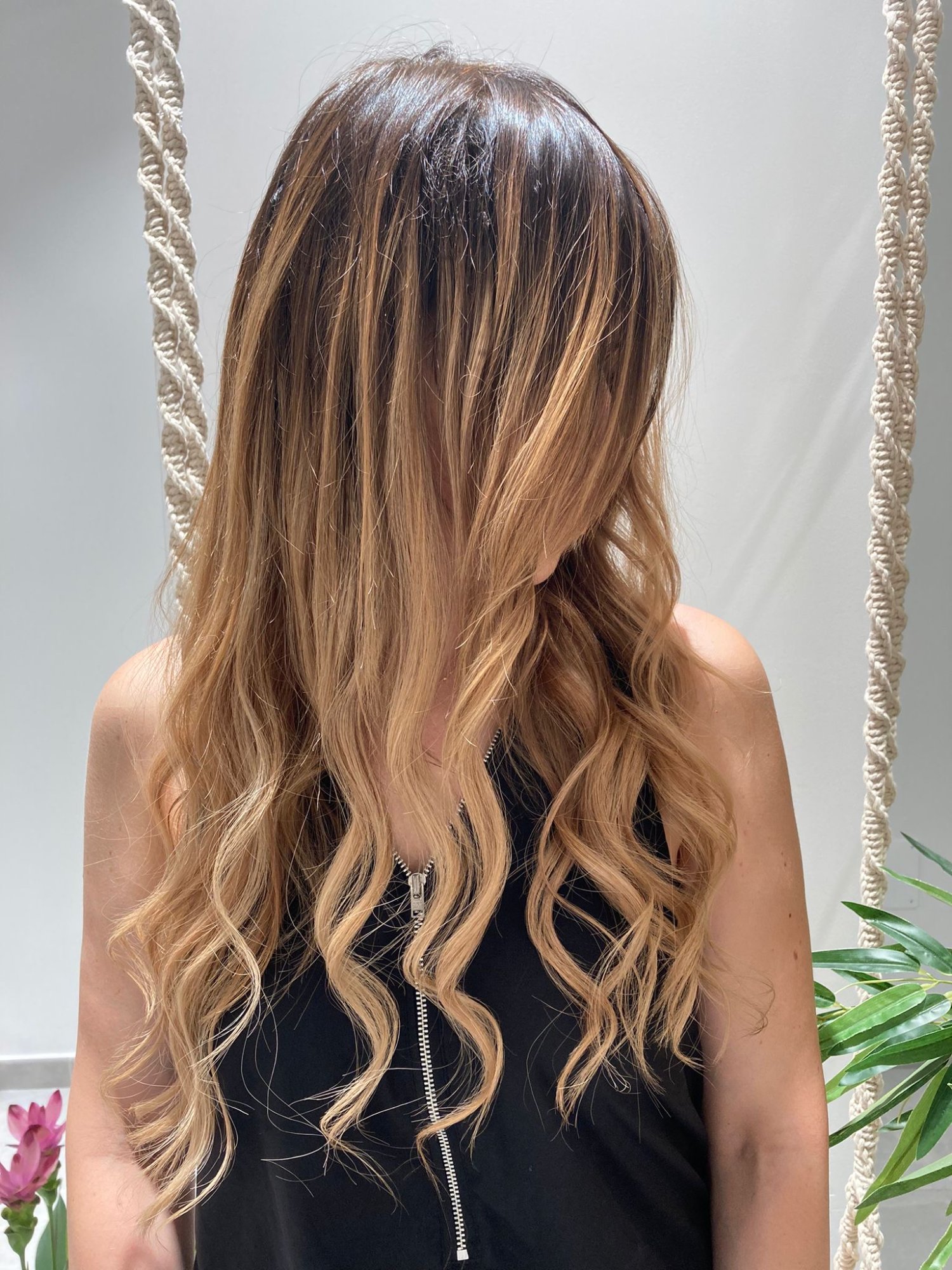 Balayage brunette con highlights — Armonì Haircode
